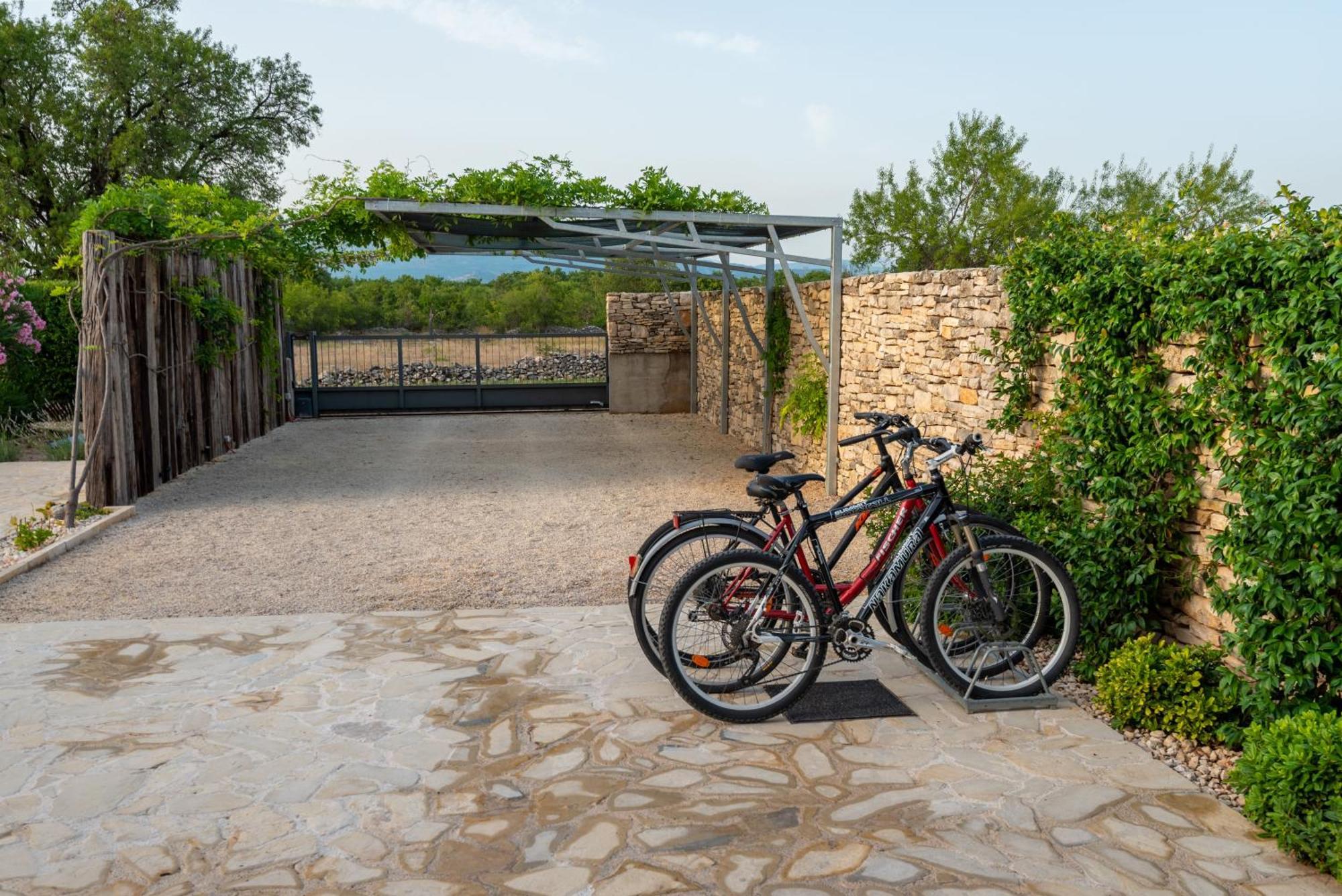 Cozy Country Home With Heated Outdoor Pool Šibenik Eksteriør bilde